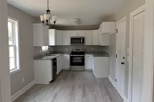 2746 Magnolia St, Conover, NC 28613 - Photo 5