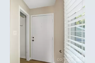 6132 Heath Ridge Court, Charlotte, NC 28210 - Photo 3