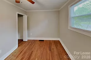 514 E 12th Ave, Gastonia, NC 28054 - Photo 9