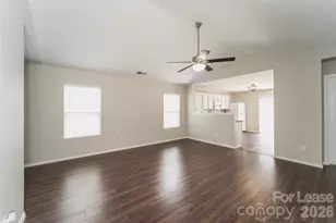 3626 Charterhall Ln, Charlotte, NC 28215 - Photo 5