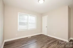 1606 Belmar Dr, Gastonia, NC 28052 - Photo 9