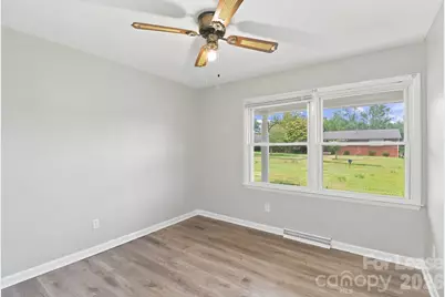 221 Tanglewood Drive, Kannapolis, NC 28081 - Photo 9
