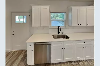 8019 Pleasant Grove Road, Charlotte, NC 28216 - Photo 5