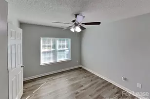 5419 Howard St, Charlotte, NC 28269 - Photo 9