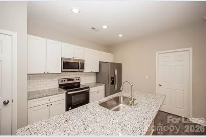 616 Newbern Avenue, Statesville, NC 28677 - Photo 3
