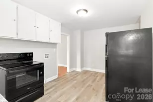 300 Jones St, Zebulon, NC 27597 - Photo 3