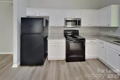 6902 Kentucky Derby Drive, Charlotte, NC 28215 - Photo 3