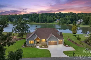 966 Mapleton Ln, Columbus, NC 28722 - Photo 1