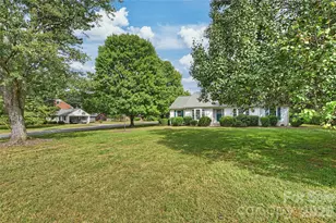 5801 Fairview Rd, Charlotte, NC 28209 - Photo 11