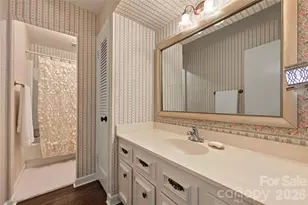 8303 Meadow Lakes Dr, Charlotte, NC 28210 - Photo 13