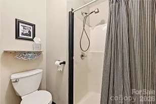 8303 Meadow Lakes Dr, Charlotte, NC 28210 - Photo 17