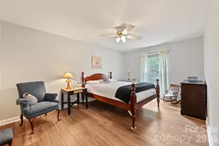 8303 Meadow Lakes Dr, Charlotte, NC 28210 - Photo 15