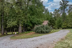 2786 Byrd Rd, Morganton, NC 28655 - Photo 35