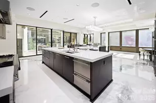 139 Tryon St, Charlotte, NC 28202 - Photo 3