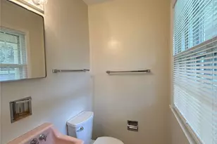 1024 Mt Kisco Dr, Charlotte, NC 28213 - Photo 11