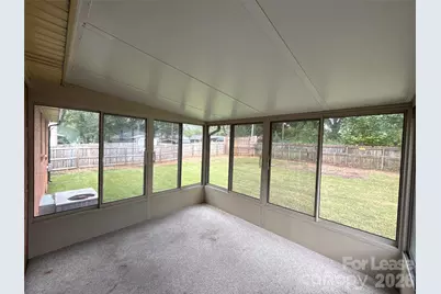 1024 Mt Kisco Drive, Charlotte, NC 28213 - Photo 17