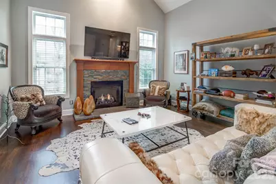 149 42nd Avenue Drive NW, Hickory, NC 28601 - Photo 5
