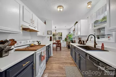 20 McTindal Circle, Asheville, NC 28803 - Photo 15