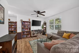 20 McTindal Cir, Asheville, NC 28803 - Photo 7