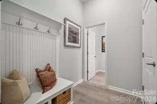 21234 Lake Run Dr, Charlotte, NC 28278 - Photo 11