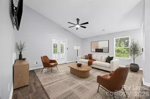 8119 Tremaine Ct, Charlotte, NC 28227 - Photo 9
