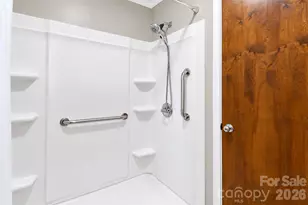 4800 Club View Dr, Concord, NC 28025 - Photo 17