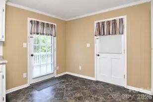 4800 Club View Dr, Concord, NC 28025 - Photo 9