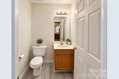 1911 Flushing Court, Charlotte, NC 28215 - Photo 5