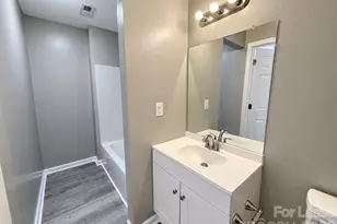 1302 Eagles Landing Dr, Charlotte, NC 28214 - Photo 11