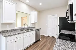914 Battleground Ave, Kings Mountain, NC 28086 - Photo 7