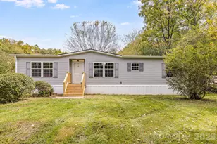 242 Flat Creek Rd, Black Mountain, NC 28711 - Photo 3