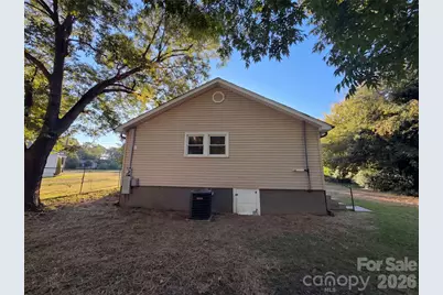 308 Spring Garden Avenue, Kannapolis, NC 28081 - Photo 5
