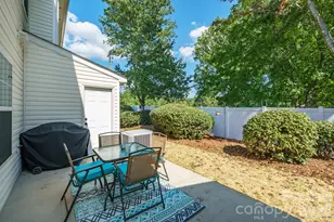 4144 Kenton Glenn Ct NW, Concord, NC 28027 - Photo 5