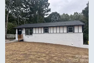 169 8th Avenue SW, Conover, NC 28613 - Photo 1