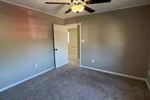 3402 Edgefield Rd, Greensboro, NC 27409 - Photo 13