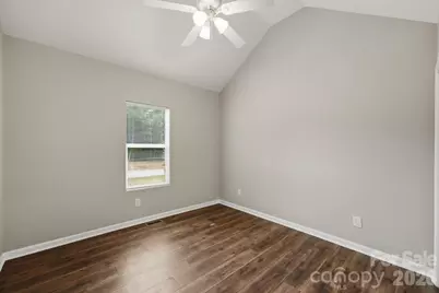 7659 Sarah Drive, Denver, NC 28037 - Photo 5