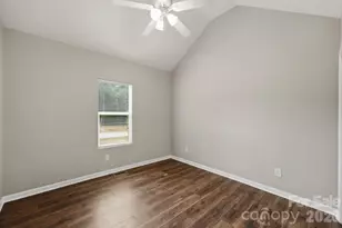 7659 Sarah Dr, Denver, NC 28037 - Photo 5