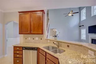 9609 Spurwig Ct, Charlotte, NC 28278 - Photo 13