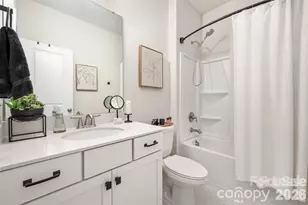 8108 Merryvale Ln, Charlotte, NC 28214 - Photo 7