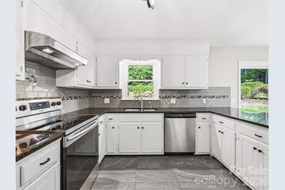 133 Kent Lane, Hendersonville, NC 28739 - Photo 21
