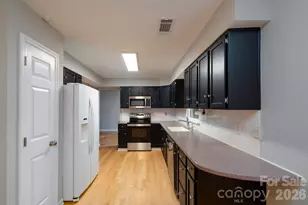 5418 Groveton Ct, Charlotte, NC 28269 - Photo 19