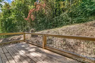 135 Bald Eagle Dr, Hendersonville, NC 28792 - Photo 9