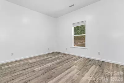 135 Bald Eagle Drive, Hendersonville, NC 28792 - Photo 31