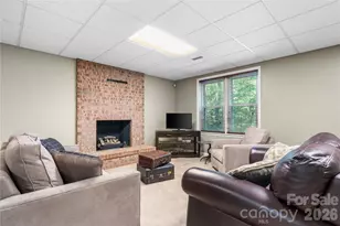 925 38th Ave NE, Hickory, NC 28601 - Photo 33