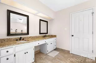 925 38th Ave NE, Hickory, NC 28601 - Photo 25