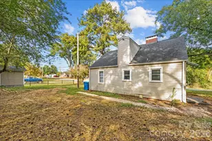 911 Carolina Ave, Albemarle, NC 28001 - Photo 7