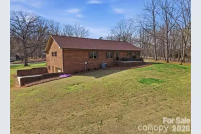328 Davidson Court, Taylorsville, NC 28681 - Photo 5