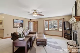 328 Davidson Ct, Taylorsville, NC 28681 - Photo 7