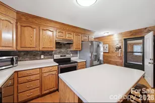 328 Davidson Ct, Taylorsville, NC 28681 - Photo 11