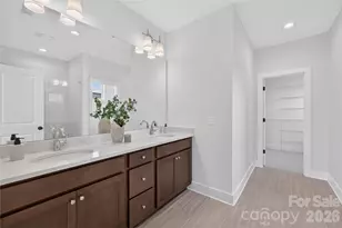 9075 Maybry Pk St, Charlotte, NC 28212 - Photo 13